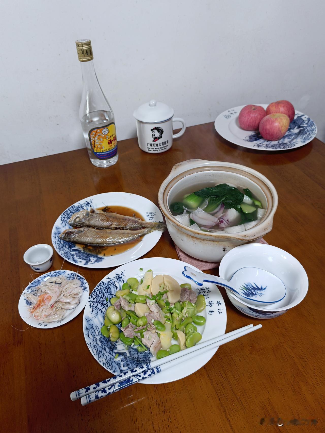 73 岁的单身老男人这几天在考虑要不要买长护险。因为单身，又没有子女，这个年纪了