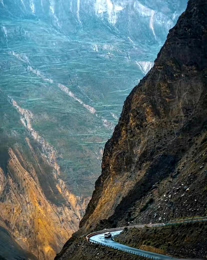 网友：也许这就是大家不怎么爱出门远游的原因吧！