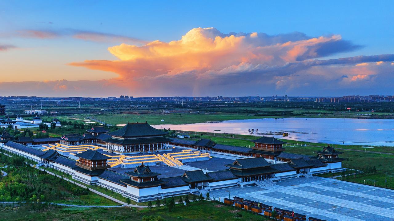 自驾党狂喜！小德全新上线鄂尔多斯专属文旅消费地图，足足 6 条官方主题旅游路线：