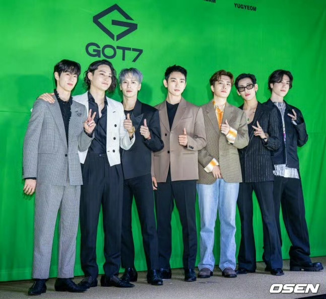 GOT7将于明年1月完整体回归，30日据报道，GOT7成员们最近正在准备以完整体