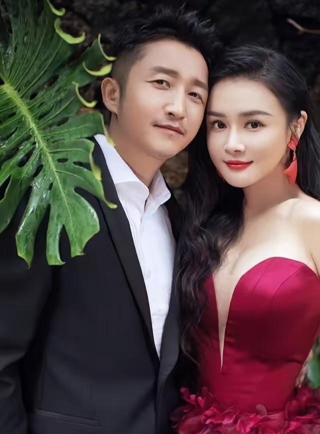 果然贫穷限制了想象！邹市明拳馆一年房租5000万，一天睁眼就欠14万！
 
按照