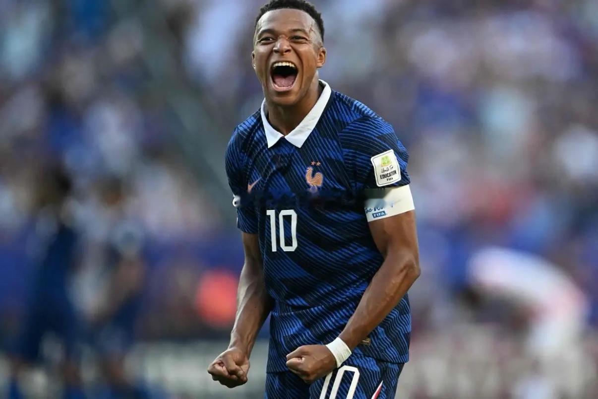 美加墨世界杯八强球衣赞助商！！！1、法国：耐克（Nike）2、英格兰：耐克（Ni