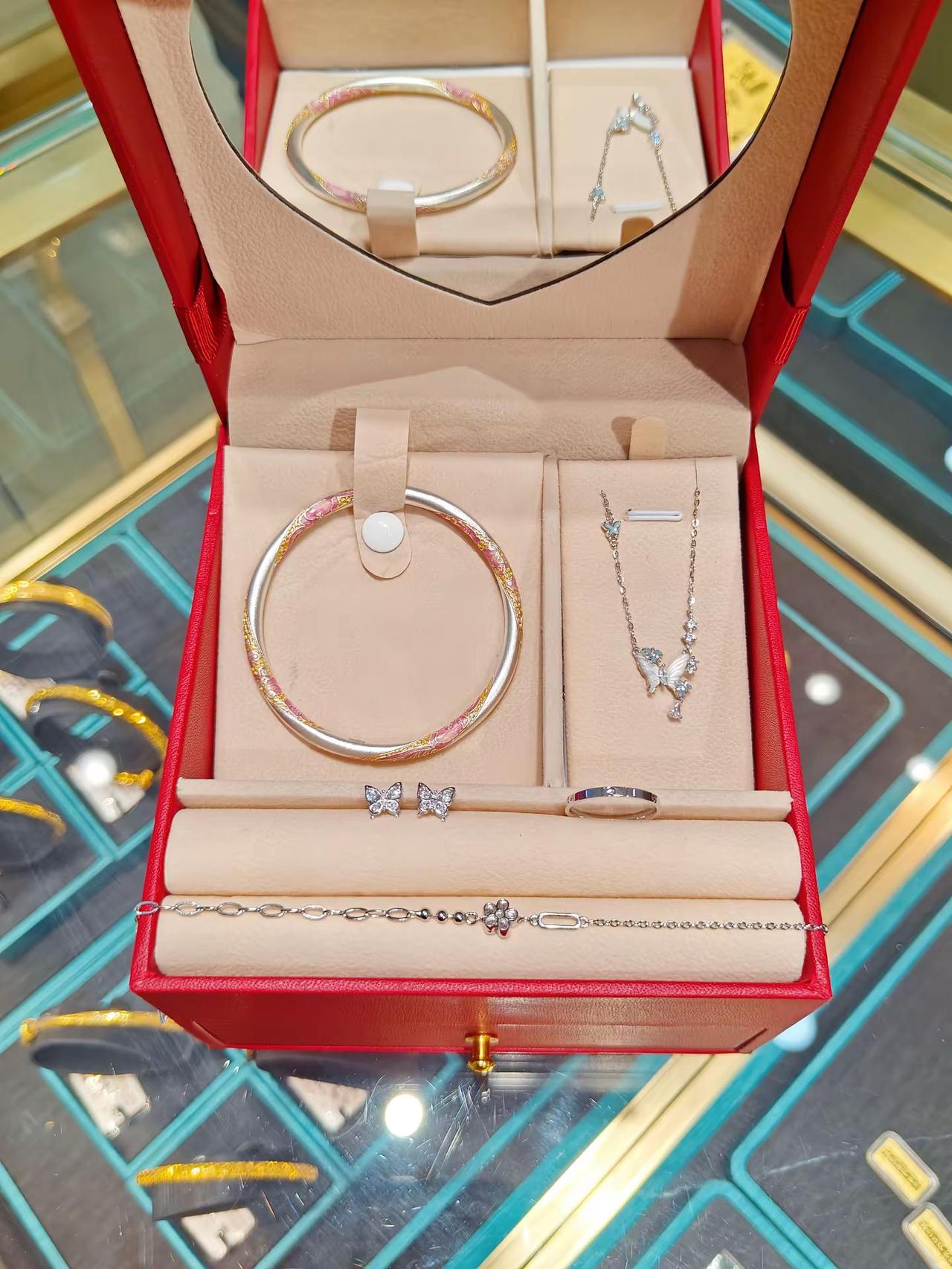 他五金娶你回家，我五银送你出嫁。足银999 五银