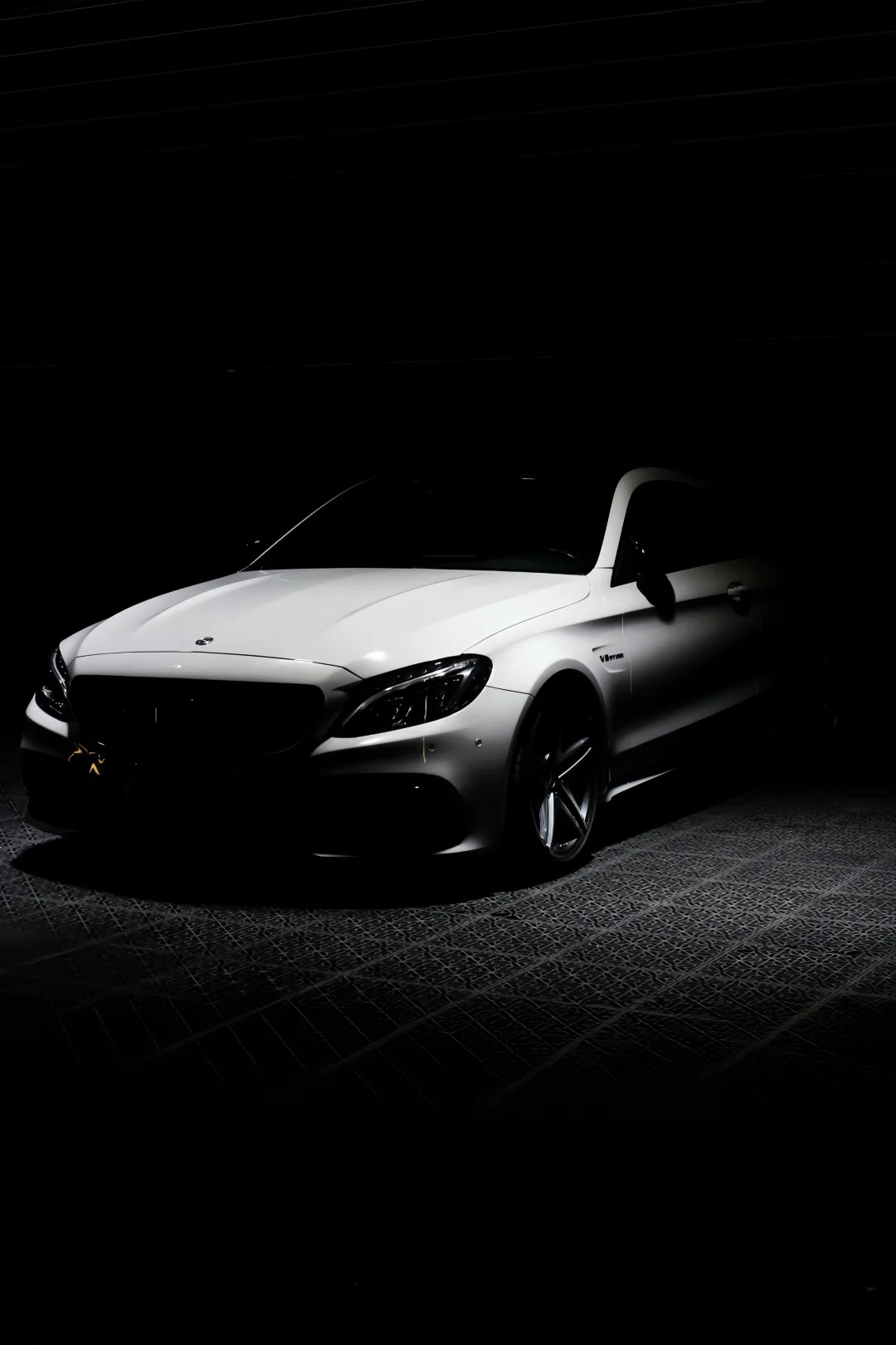 C63亚灰 "最好的食材往往只需要最简单烹饪