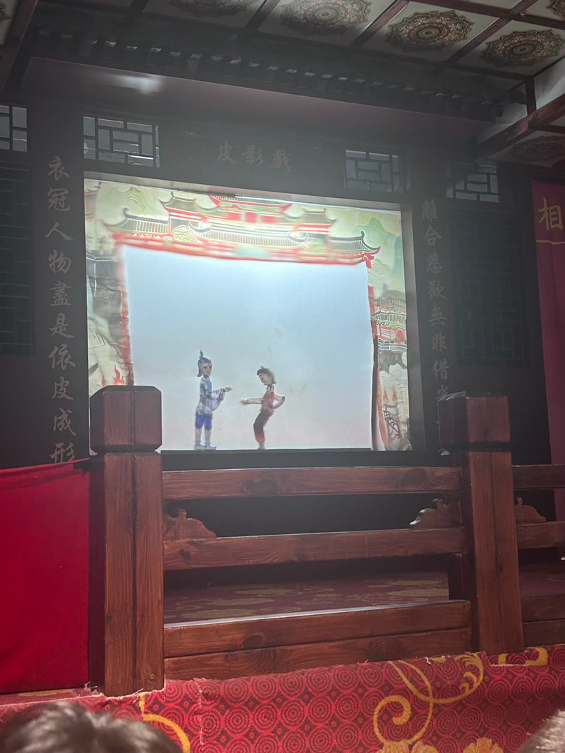 看点符合自己年龄的东西。 ​​​