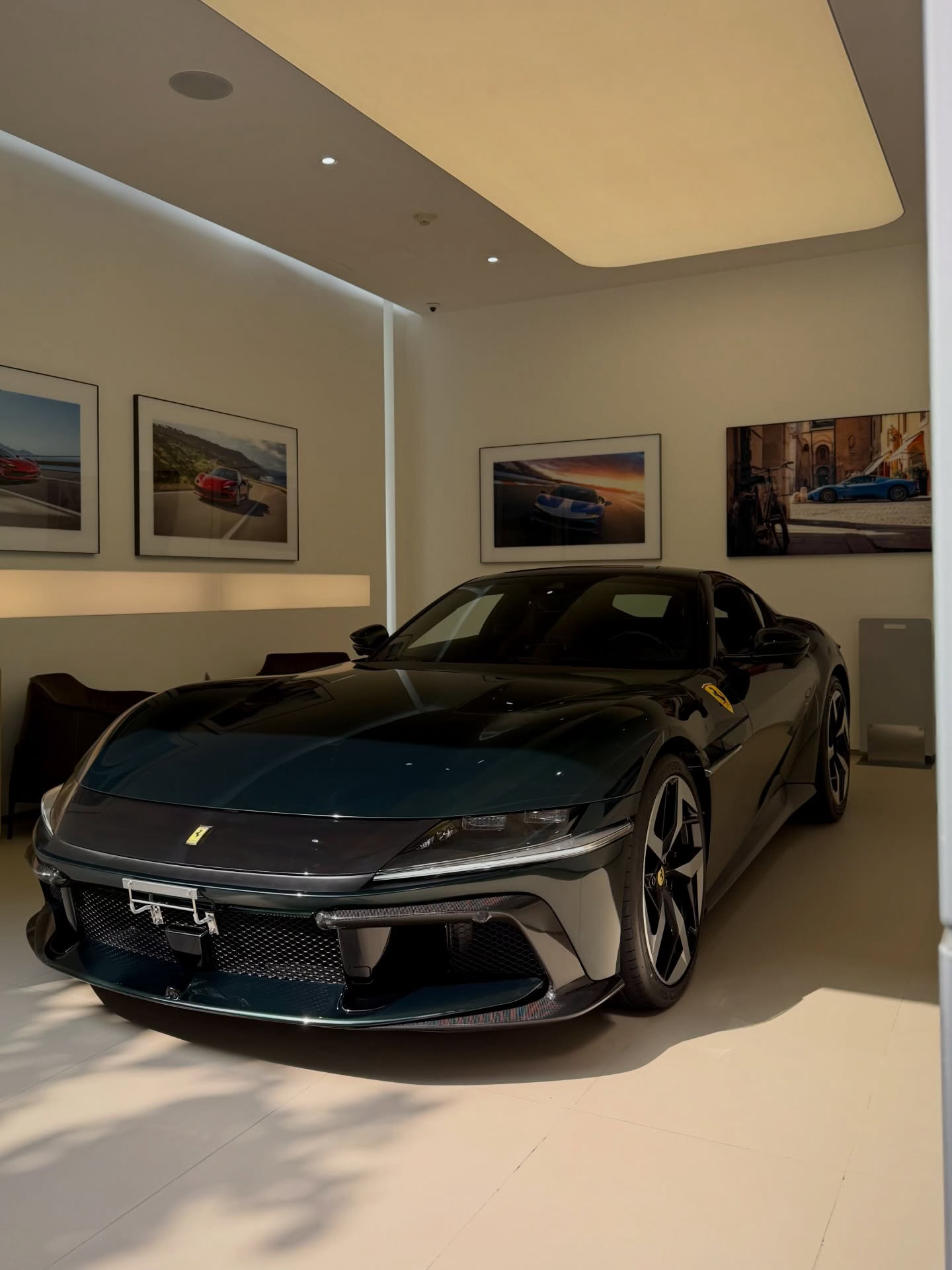 法拉利 12CilindriVerdeZeltweg+Iroko皮革 