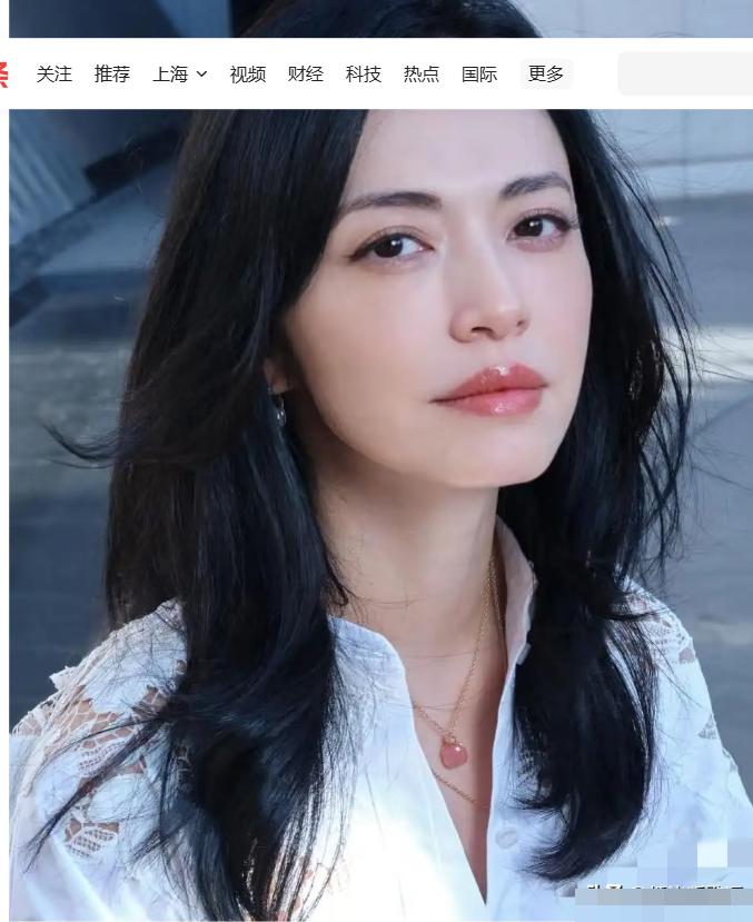 姚晨要坐不住了 他怎么也想不到，
发个离婚声明用“官宣”俩字，本想体面收场，结果