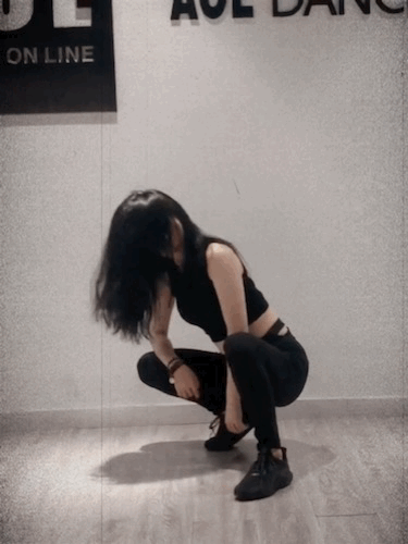 白冰姐的身材也太好了吧！风情万种的女人是什么样的?白冰头像 白冰造型师