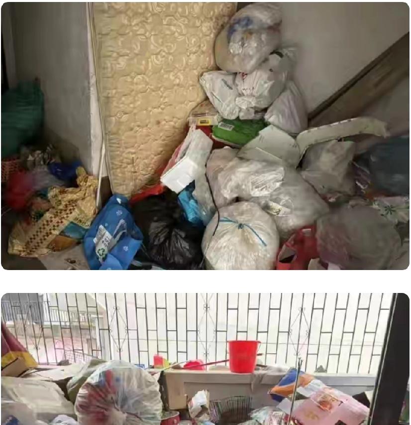 哭笑不得！江西抚州，男子的母亲爱捡废品，家里塞得满满当当，落脚的地方都没有，他反