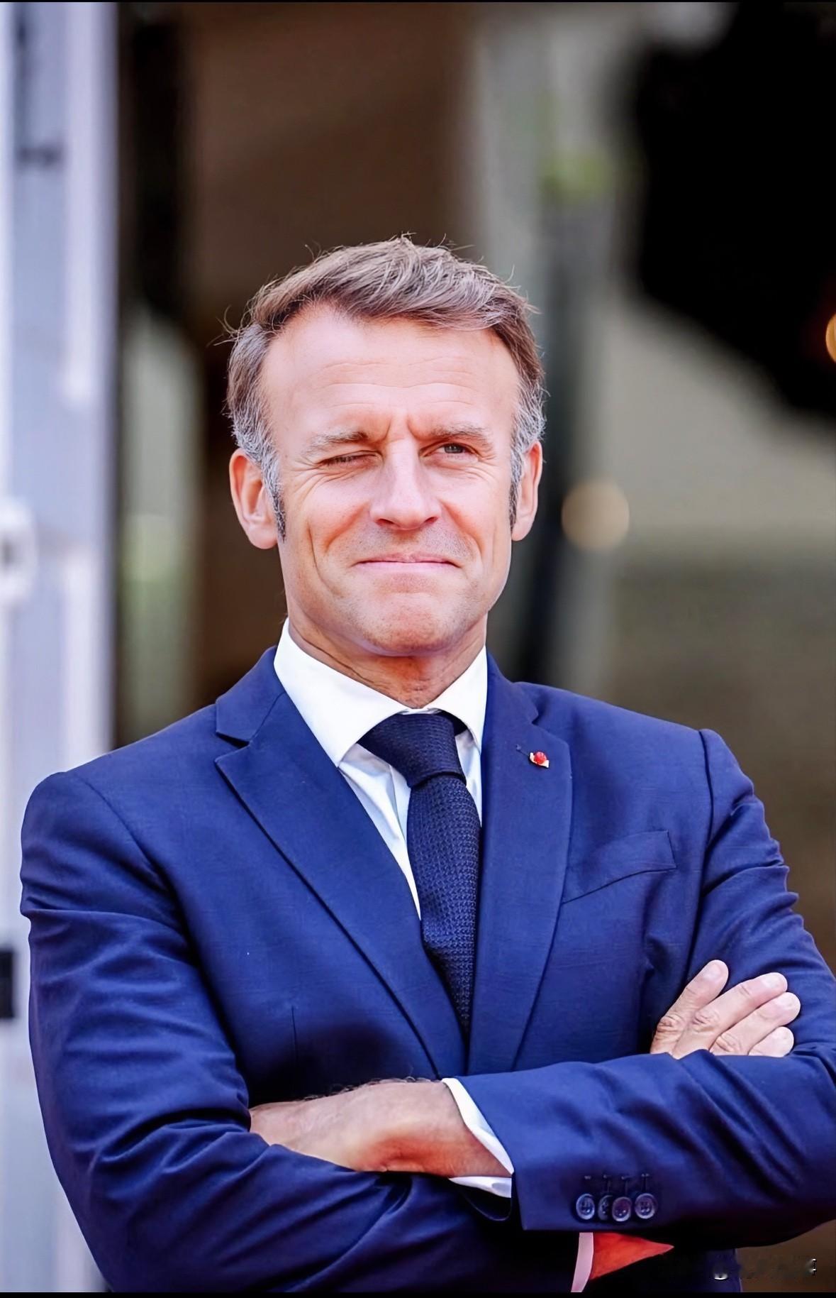 法国人这次算是把“小心思”耍到了极致。

戴高乐号核动力航母27号就悄悄拔锚起航