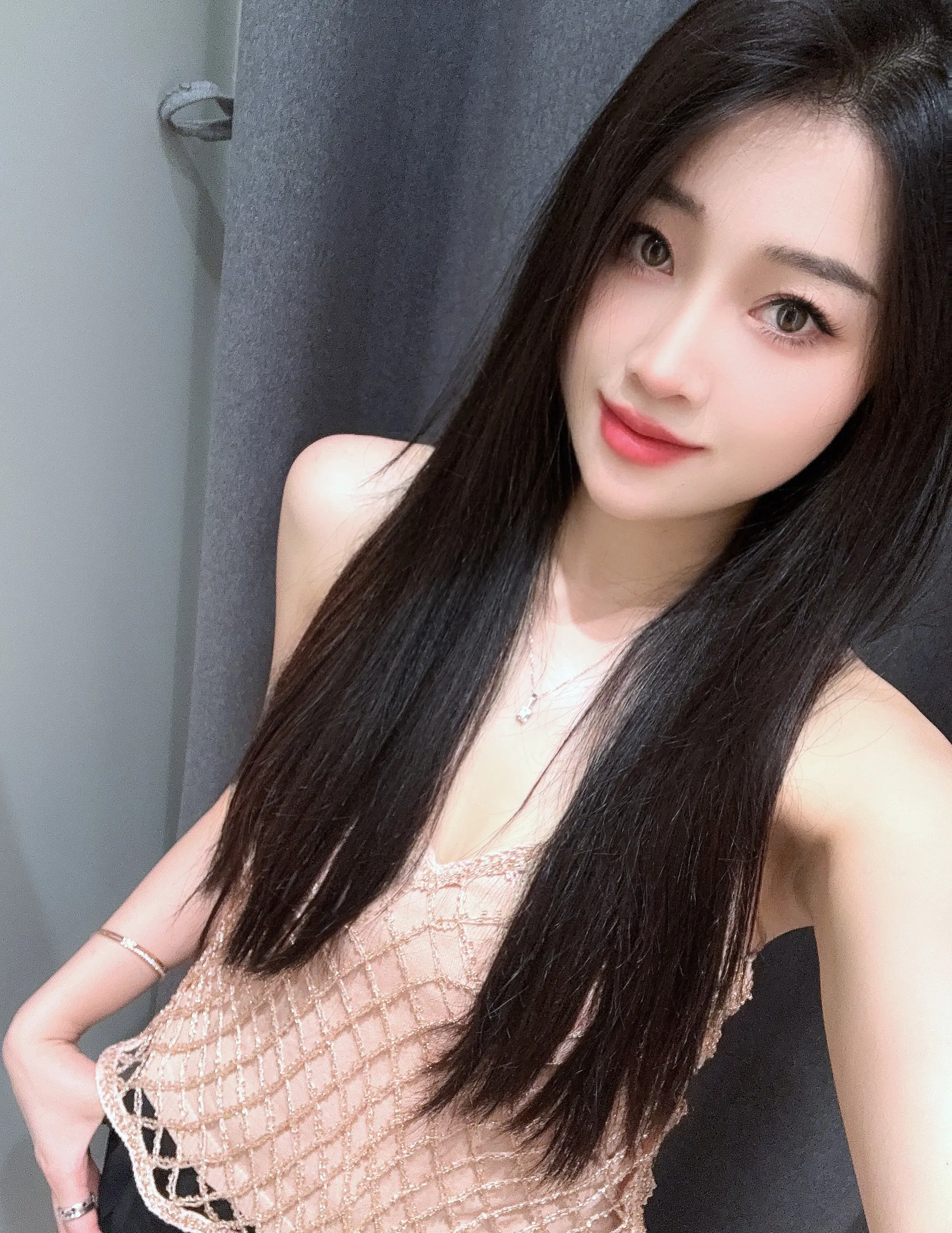 如果以后你还想为谁浪费美好时候～