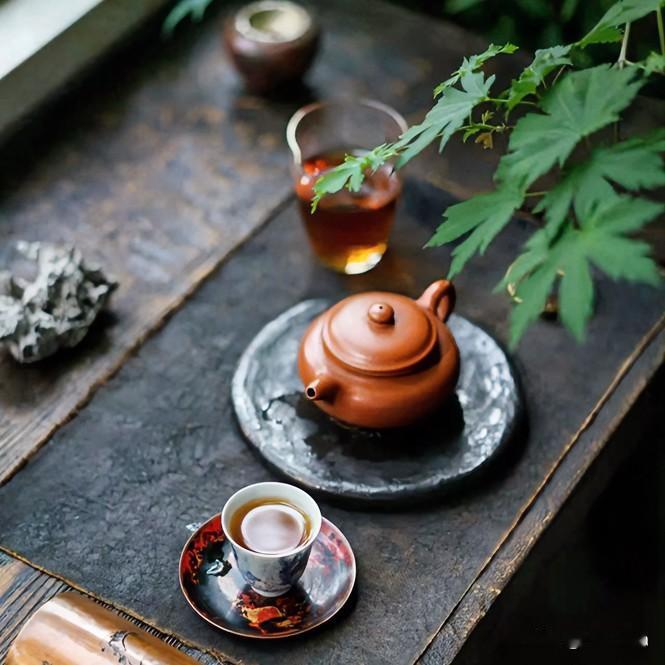 长期喝茶到底有好处还是坏处?
如何理解茶道中的“道”? 

下班回来，一身疲惫，