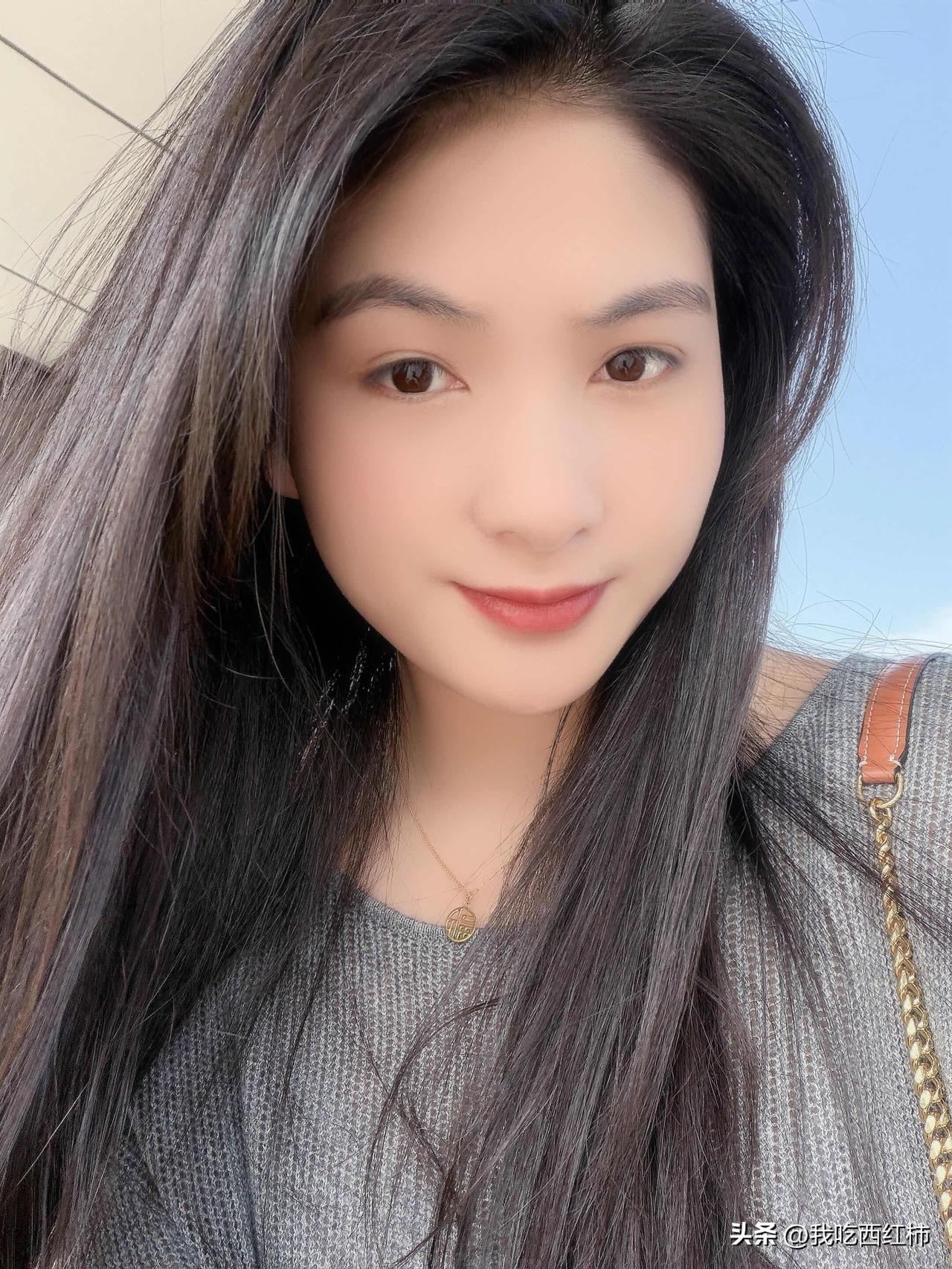 当离婚后才发现，能够跟你和平离婚的人，说明人品差不到哪去，他不拖你，也不用孩子威