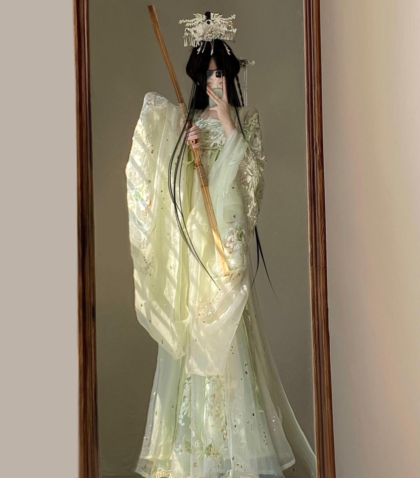 “没了神力的神女如何守护族人…”