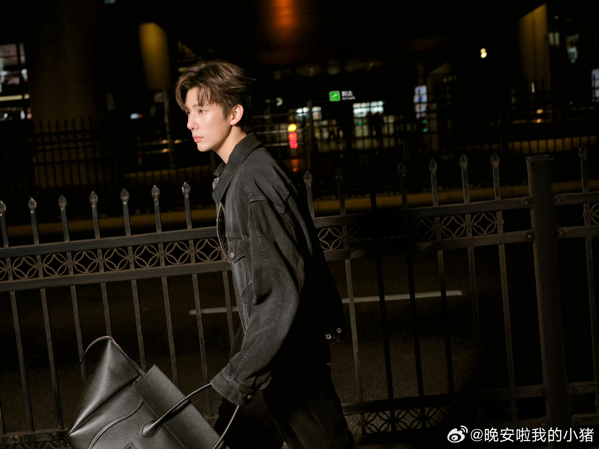 王安宇巴黎出发图