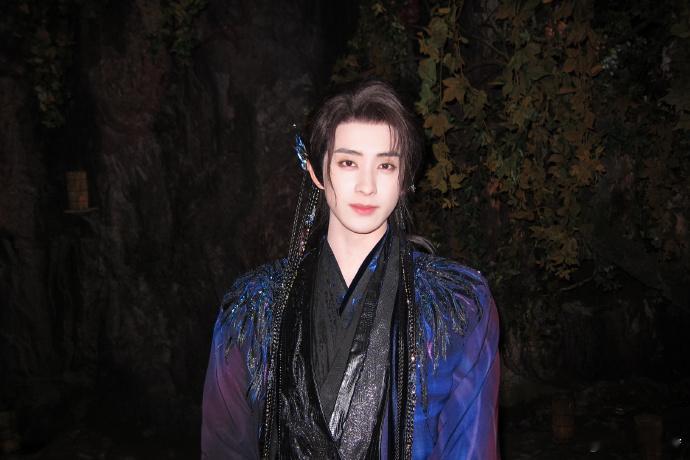 梵樾的回忆  梵樾的回忆有笑有泪  哇！梵樾的回忆 白月大家庭有他，太幸福啦。 