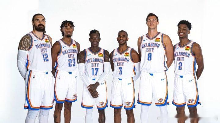 2019年快船从雷霆换乔治，送了亚历山大、加里纳利，还有好几个首轮签。如今加里纳