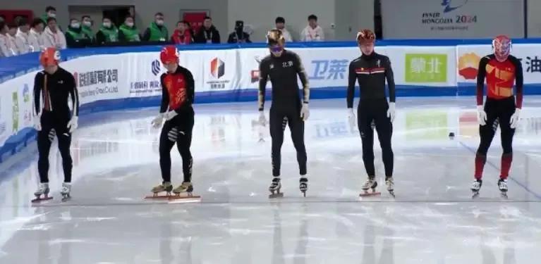 冬运会5名奥运冠军竟然都没拿到个人金牌，被孙龙一个人全包，这真是不可思议。在本届