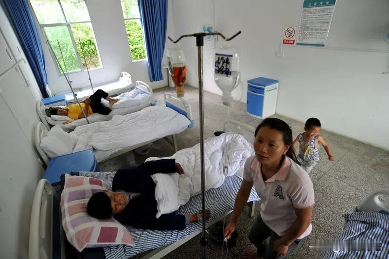 这个新闻刷到很久了，北京中日友好医院前医科副主任，婚内出轨6人，导致多人怀孕或流