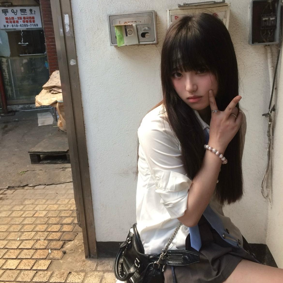 𝐖𝐞𝐂𝐡𝐚𝐭｜轻氧感ins高清女生头像分享𝑆𝘩𝑎𝑟𝑒. ☘