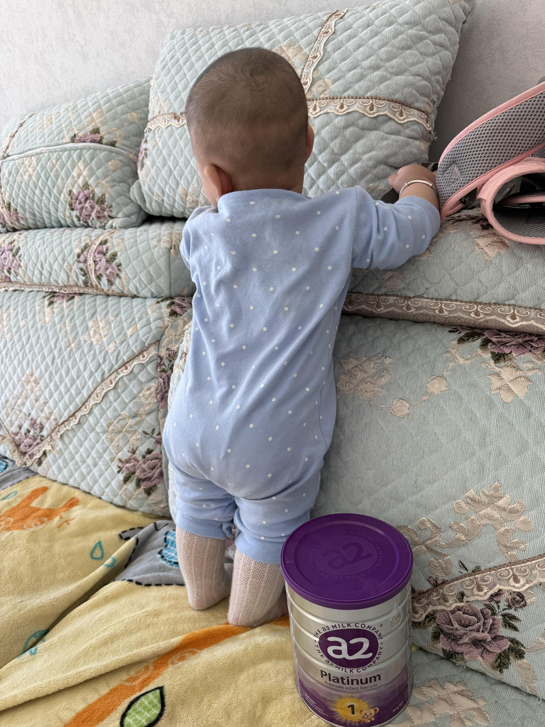 宝妈们不知道你们给宝宝转奶是否和我一样，再给孩子选奶粉的路上真是很难...