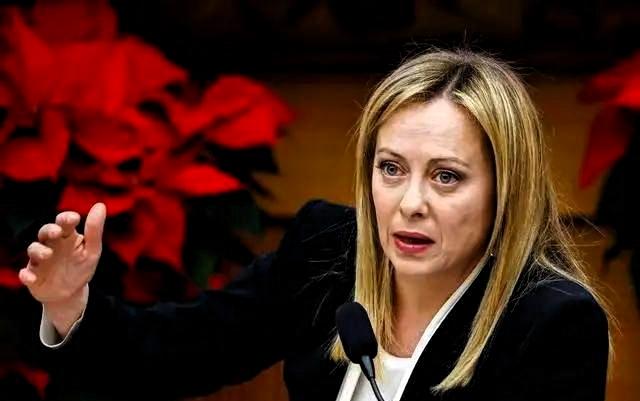 比喻太贴切了，意大利总理梅洛尼态度反转，近日，意大利总理梅洛尼的态度反转令人极度