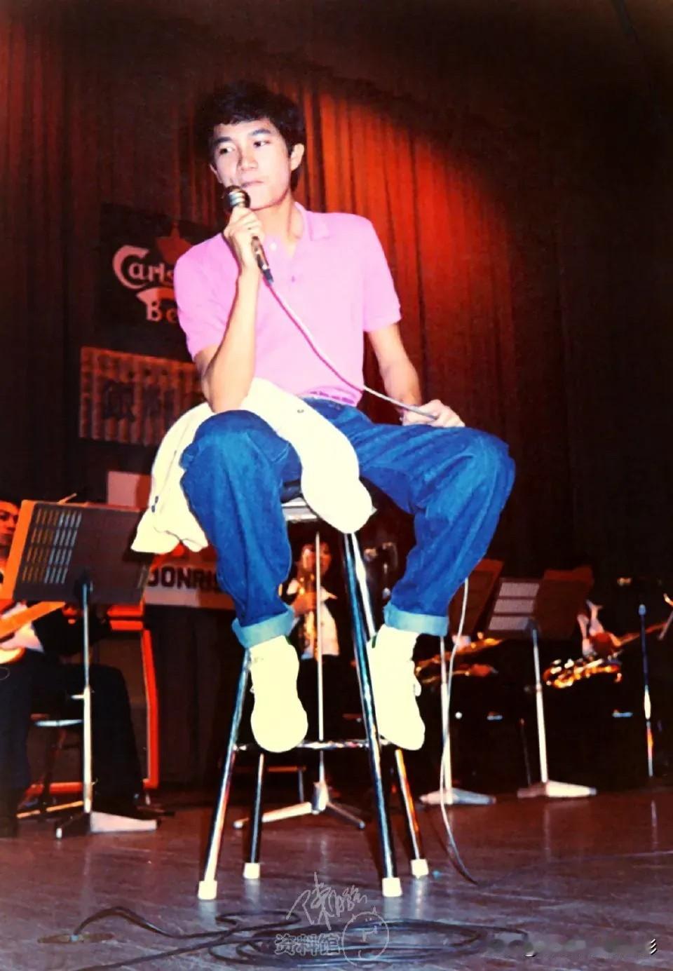 繁星在天空✧✧，你在我心上♡♡