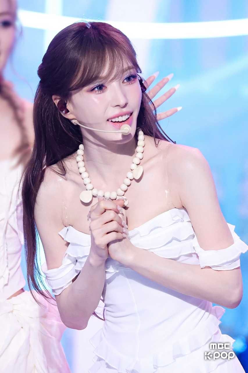 孙胜完 我最爱的那滴蓝眼泪🩵💎  wendy ​​​