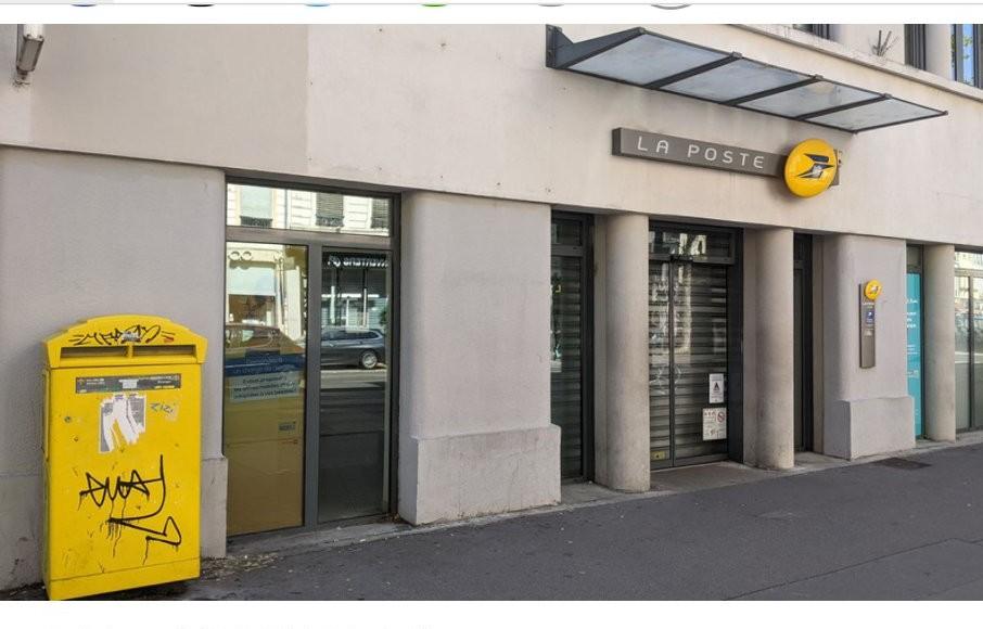 ✅俄黑客圣诞前夜瘫痪法国邮政系统 🎄💻
去年递送量达26亿件的法国邮政，在圣