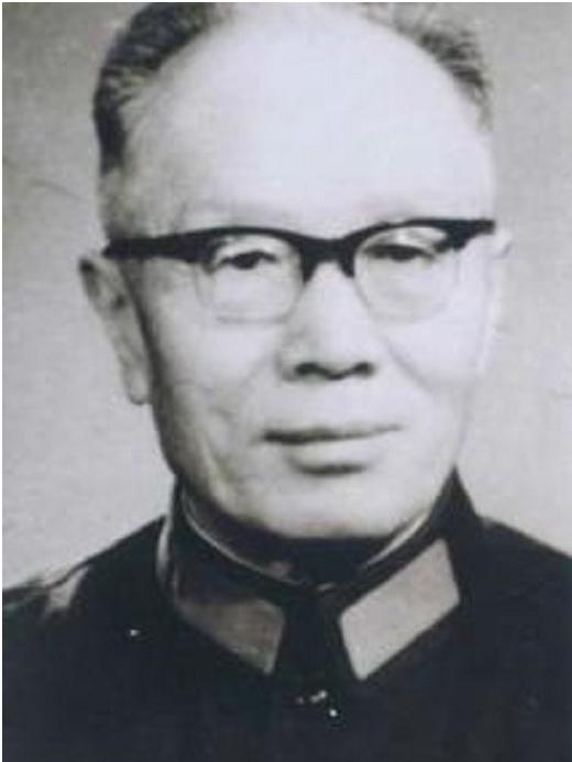 1942年，蒋介石给于学忠下令，让他秘密枪决万毅，于学忠收到电报后，顿时陷入两难