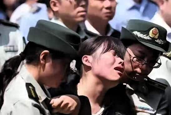 西安这件真实事情，看完让人心里特别感慨，也让人对亲情和责任有了很深的思考。
 