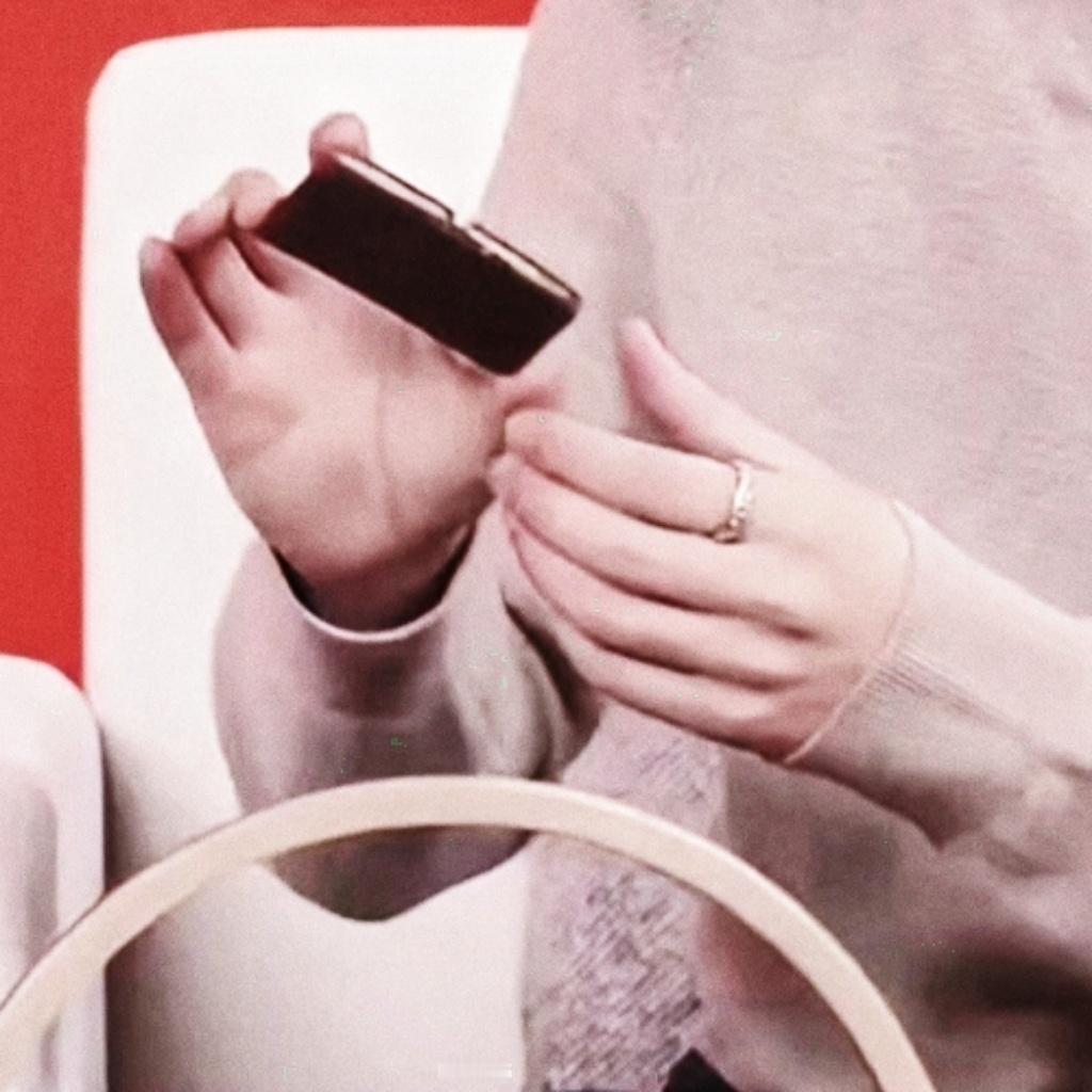 你怎么知道人家是安宇哥哥手控啊啊啊我真的不行了❤️🔥·为王安宇守护星愿 ·li