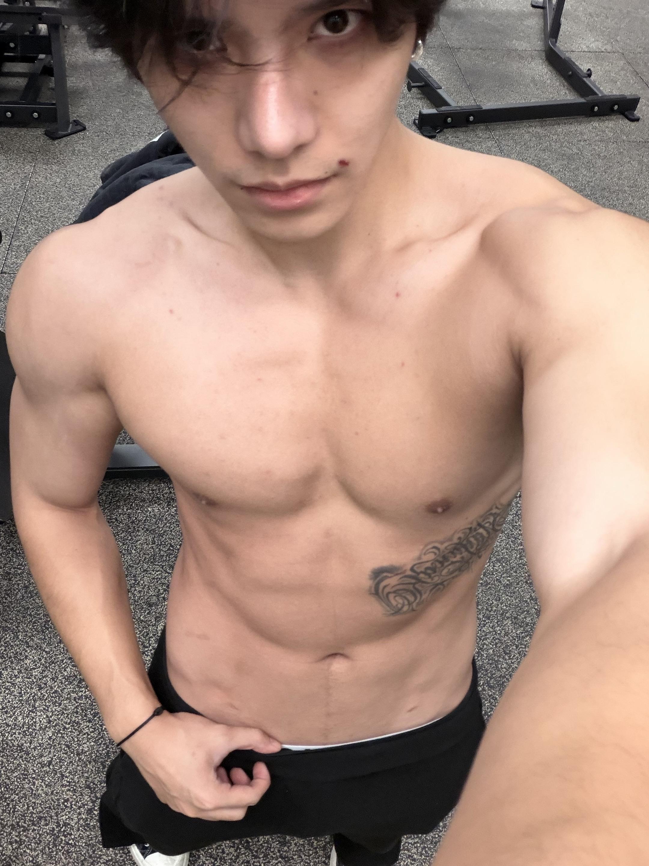 健身 锅盖头配件