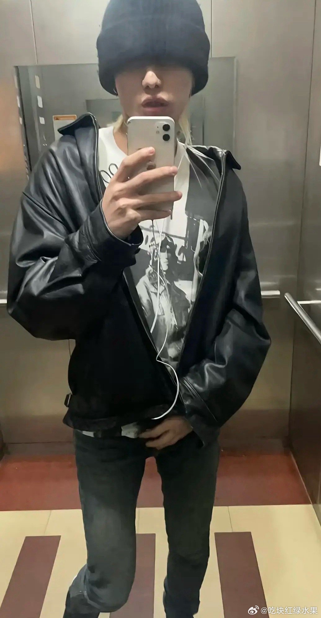 iland丹尼尔现状长这样 谁家视觉系大男孩 