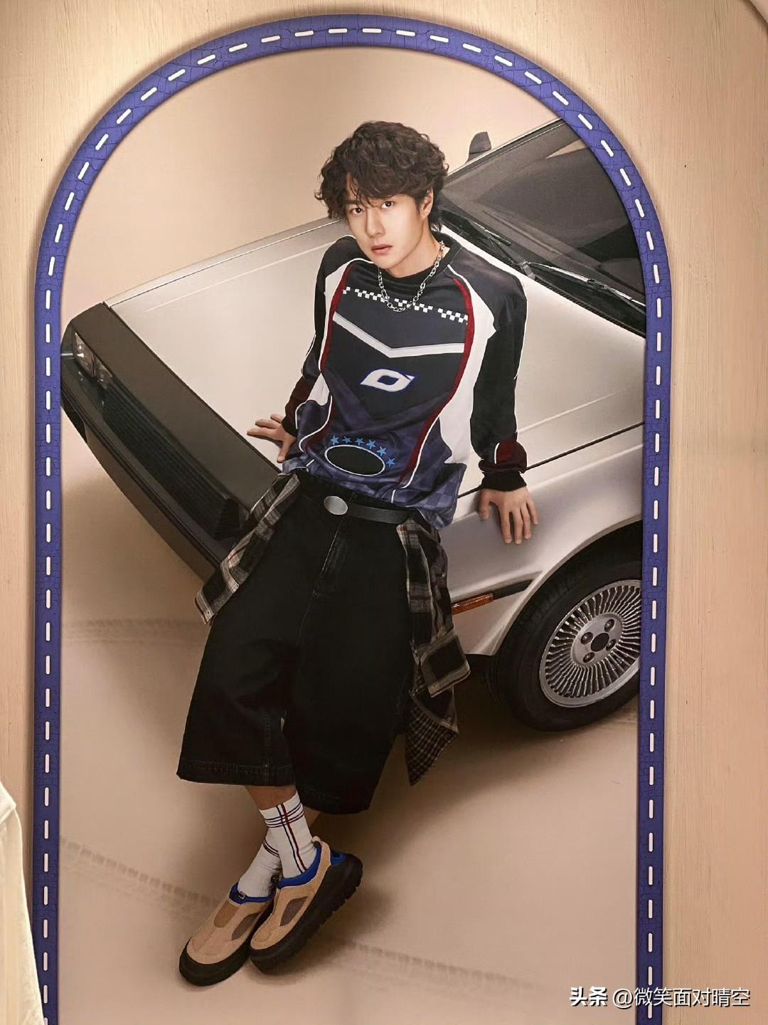 UGG给王一博拍得最新广告大片，太帅了吧！
王一博这气质完胜男模。
他的时尚表现