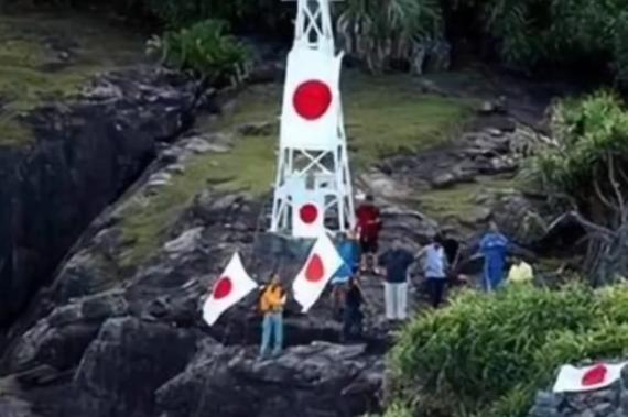 中日就算闹得再凶，钓鱼岛上那座灯塔谁都不敢碰！因为大家都明白：灯塔一碰，东海必炸
