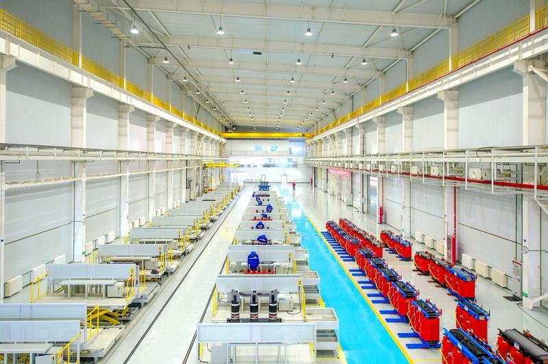 现在变压器工厂可太火了，真跟干冒烟了似的。春节刚过，浙江朋友就说老家变压器工厂机