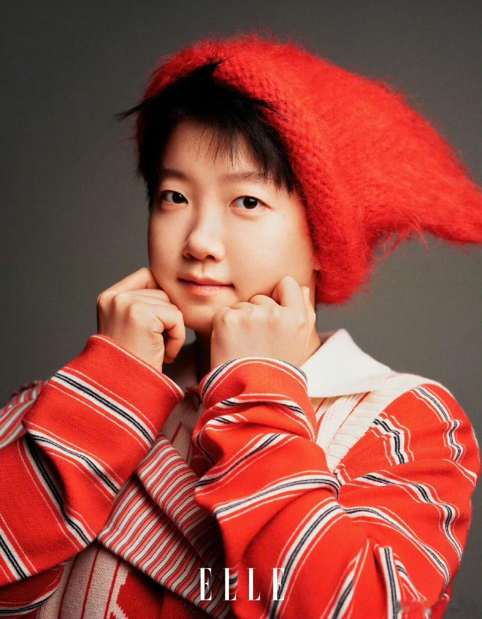 Wink✨有勇有萌是冠军也是普通小女孩，每一面都好喜欢~宝宝拍杂志越来越熟练🤓