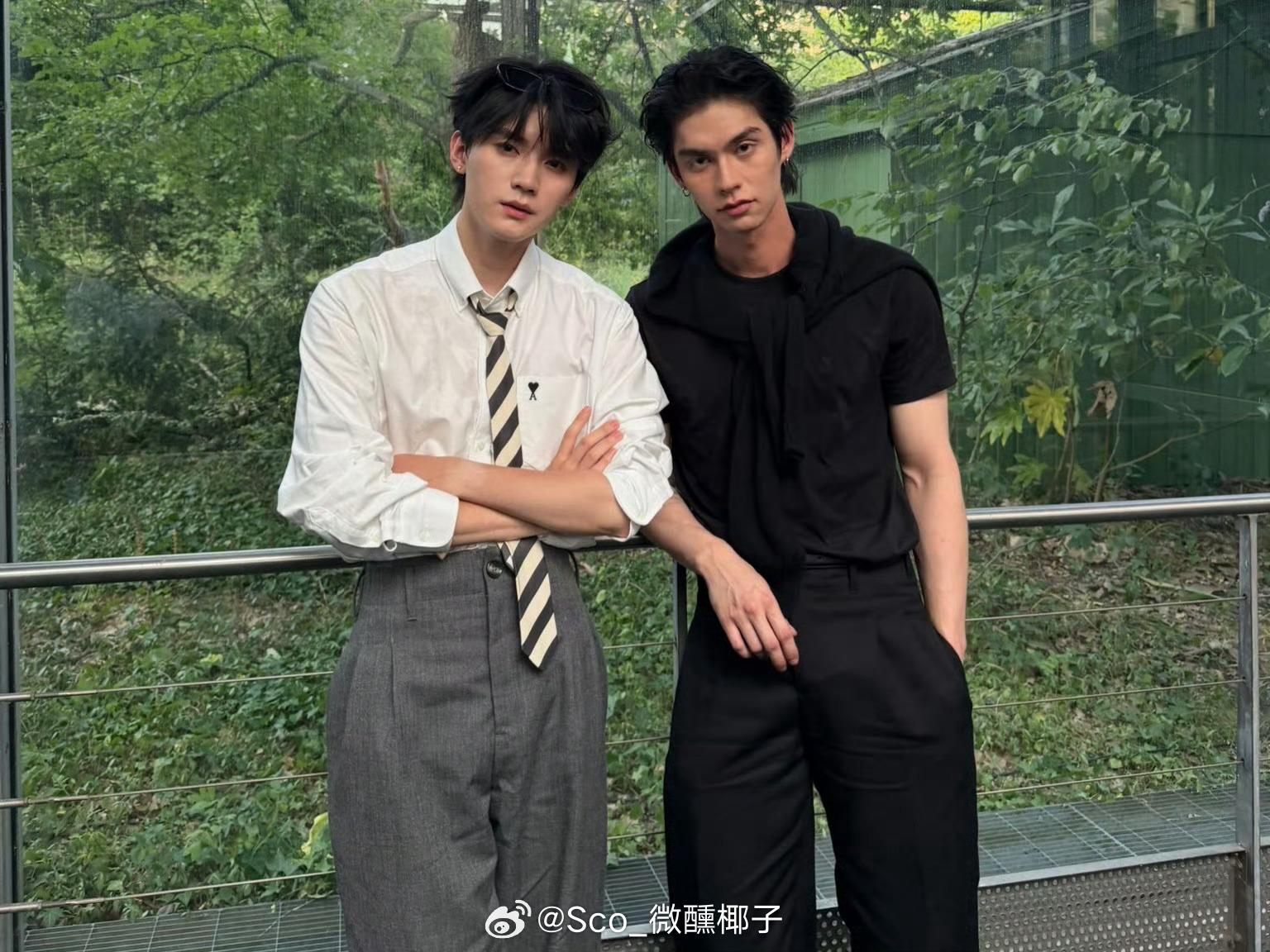 周翊然帅的没边了啊啊啊周翊然崔宇植同框握手