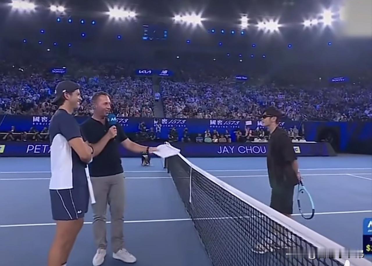晒图笔记大赛周杰伦澳网一轮游周杰伦澳网首秀落幕，刚踏上赛场便遗憾止步一轮游！跨界