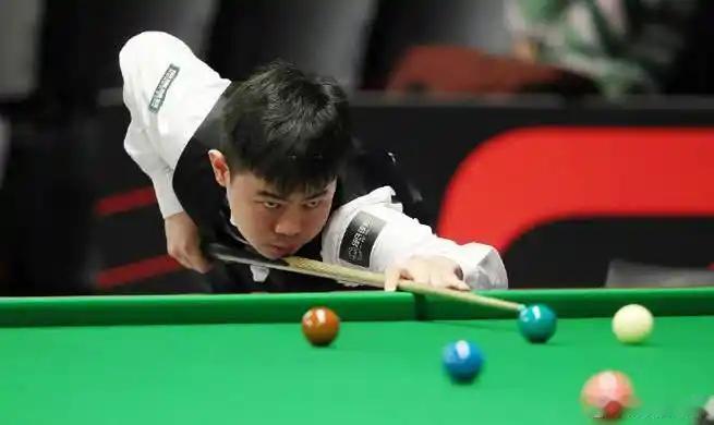 袁思俊5-0横扫穆迪，挺进沙特大师赛32强！
 
 
北京时间8月11日晚，20
