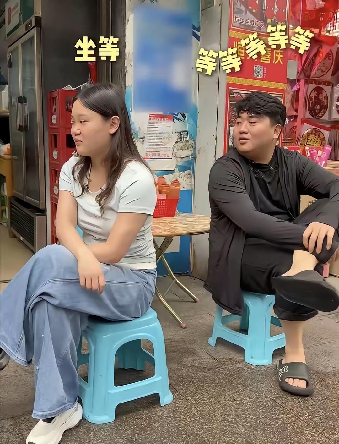 不是我说，
全进华和张家齐这对搭档，
简直是太有意思了，

不仅仅是直播两个人能