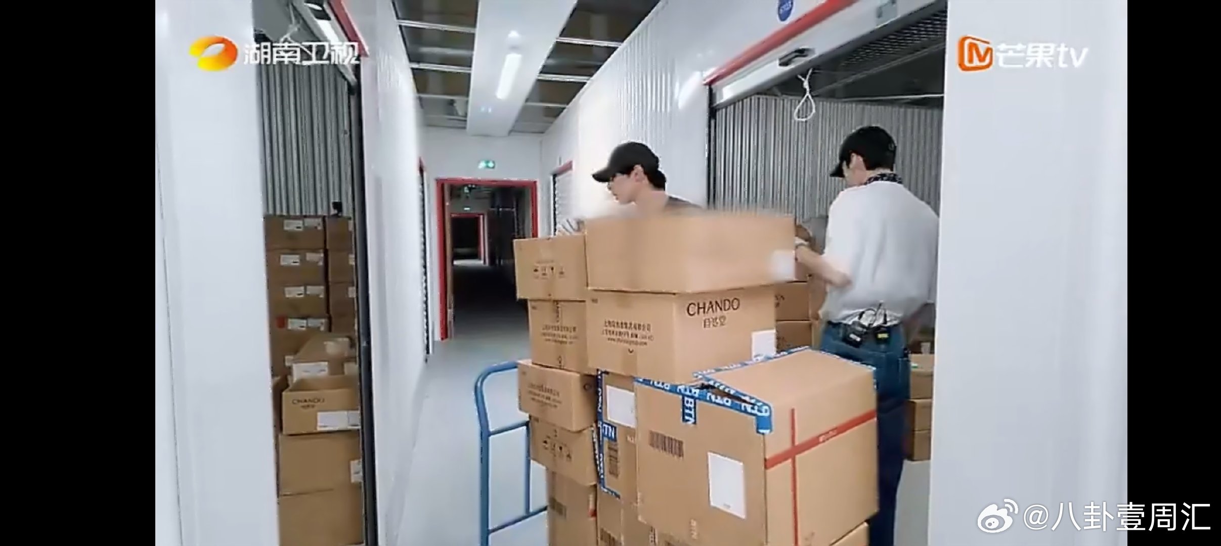 《巴黎合伙人》的合伙人们也太敬业了吧！再累第二天照样打满鸡血，忙忙碌碌的样子太有