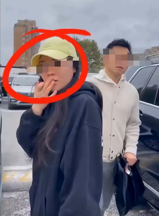 丈夫带小三孕检后续：身份曝光引哗然，涉嫌事实重婚罪
 
近日，上海某妇婴医院停车