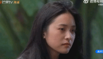 沈月回应哭了工作太紧绷，突然被温柔包围，难怪沈月会幸福到落泪沈月亲爱的客栈