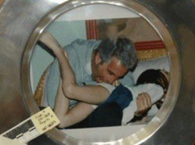 如果爱泼斯坦的档案是在上世纪 90 年代而不是今天公布的，在睾酮水平暴跌之前，那