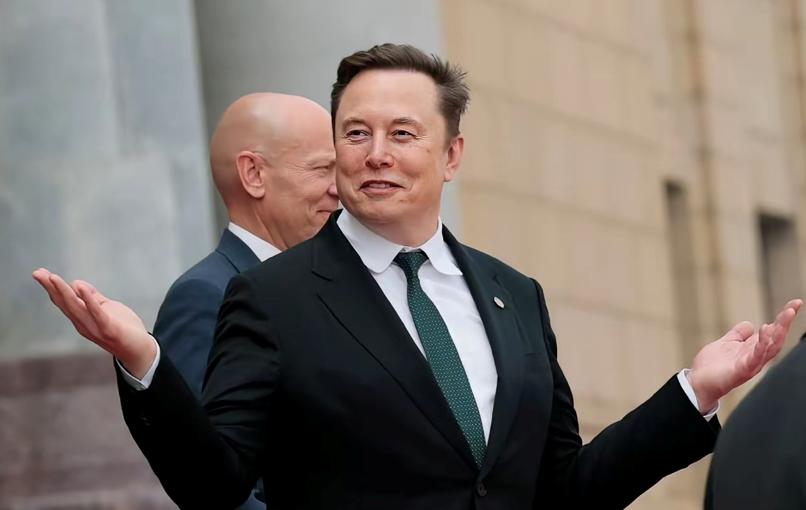 美国这些商界大佬，个个开心，并非是我们带给了他们情绪价值！实际上，他们一脸爱心，