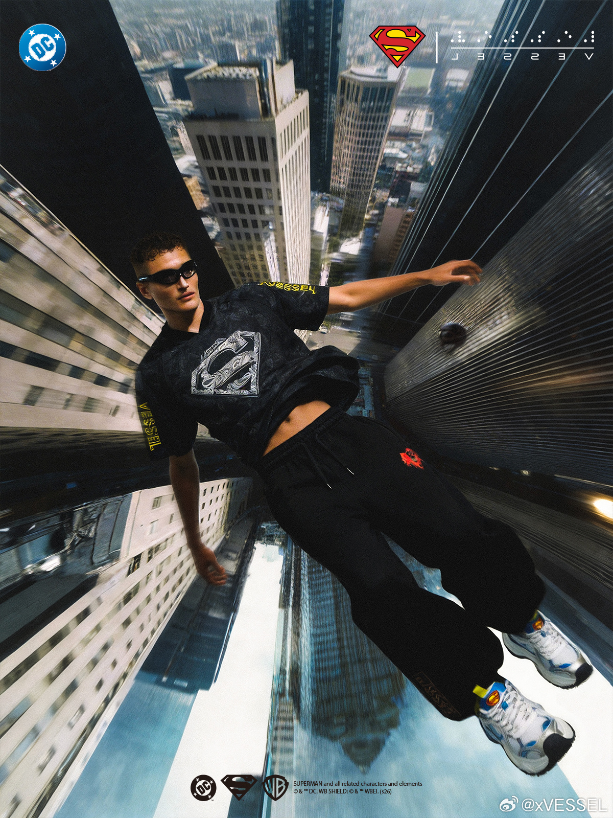 xVESSEL联合“Superman”超人系列今日正式发售‼️当传奇从银幕走进日