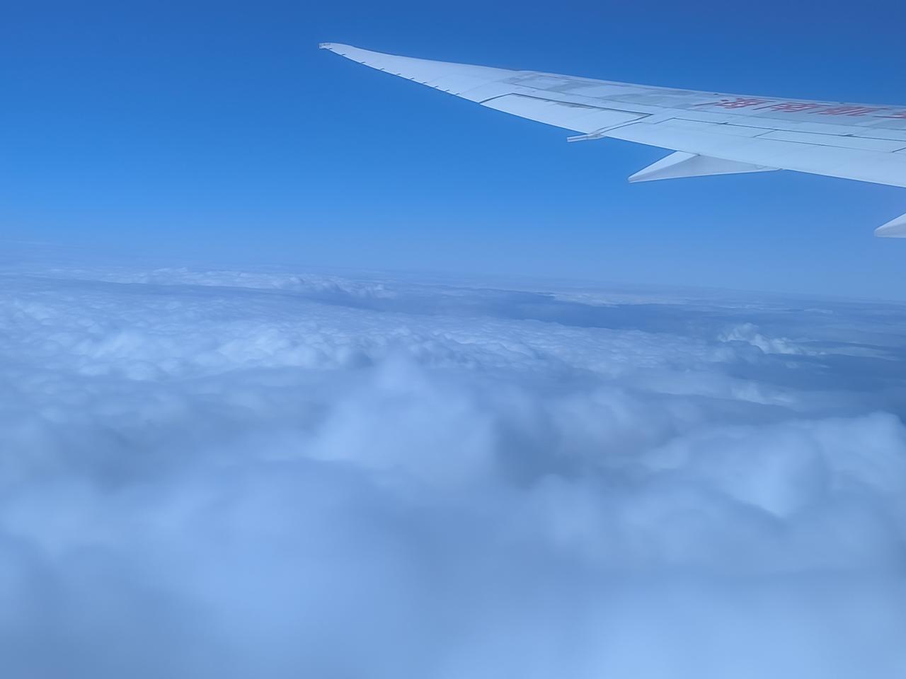 你觉得机窗拍的云好看吗？欧洲上空