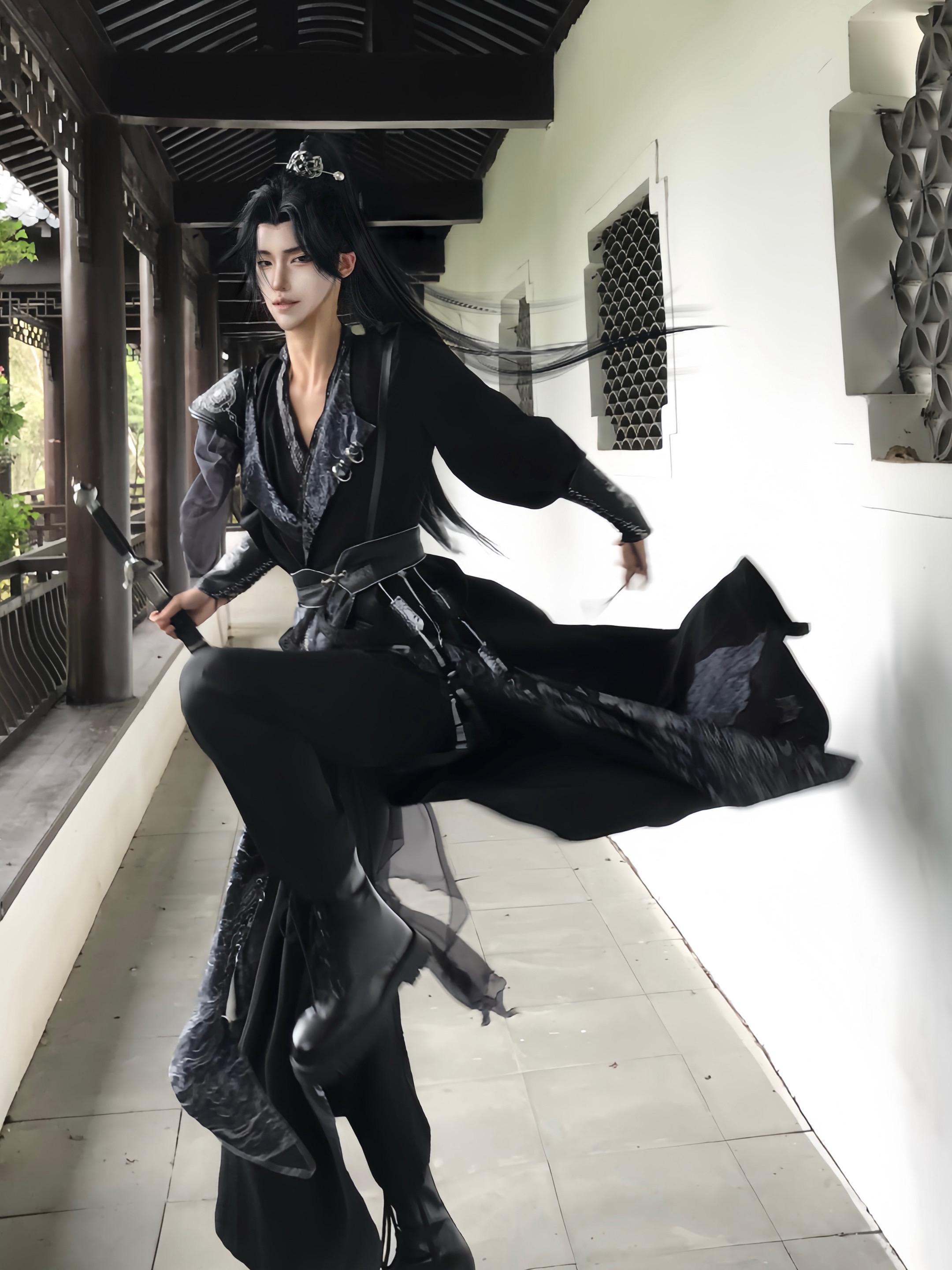 “纵使日化形销 唯愿守护小姐左右”